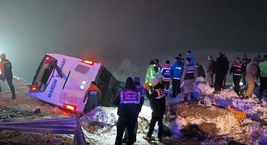 Bingöl’de yolcu otobüsü devrildi: 4 ölü, 32 yaralı