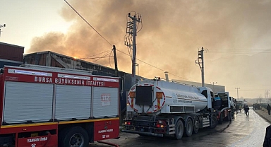 Bursa'daki 2 fabrika alevlere teslim oldu
