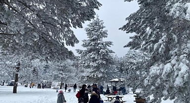 Domaniç'te karda mangal keyfi