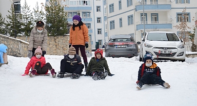 Eğitime kar engeli! İşte okulların tatil edildiği iller