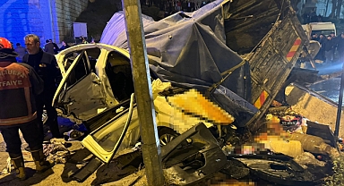 Freni boşalan kamyon dehşet saçtı: Ölü ve yaralılar var