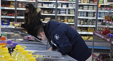 Karacabey'de market denetimleri sıklaştı