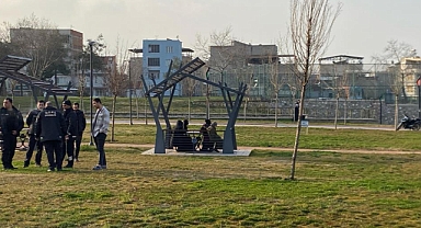 Kavgayı ayıran güvenlik görevlisi döner bıçağıyla yaralandı