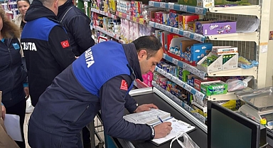 Gemlik'te marketlere denetim: 25 tarihi geçmiş ürün tespit edildi