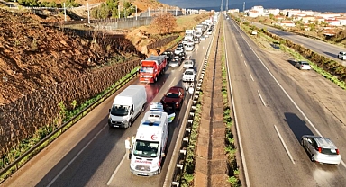43 ilin geçiş güzergahında trafik yoğunluğu yeniden başladı