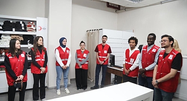 Bursa Teknik Üniversitesinde ihtiyaç sahipleri için butik açıldı