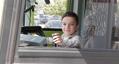 Herkes bir günlük makam isterken o vatman olmak istedi