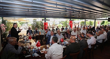 Bursa Valisi Erol Ayyıldız, şehit babaları ve gazi babalarla bir araya geldi