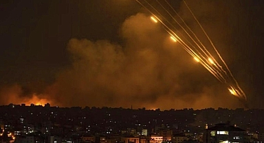 İran'dan İsrail'e yeni füze saldırısı