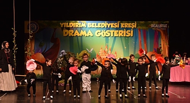 Yıldırımlı miniklerin mezuniyet sevinci