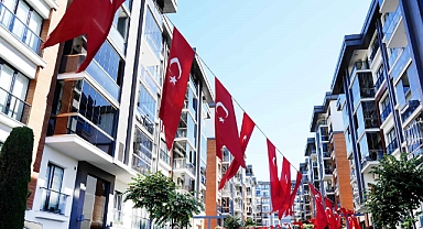 Bahçelievler Türk bayraklarıyla donatıldı
