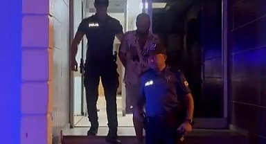 Bursa’da 34 yıl cezası bulunan şahıs ruhsatsız silahla yakalandı