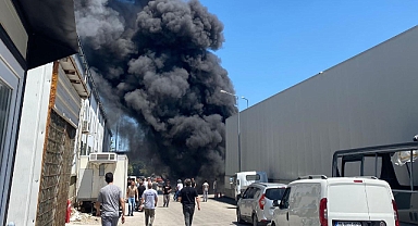 Bursa'da tekstil fabrikasında büyük yangın