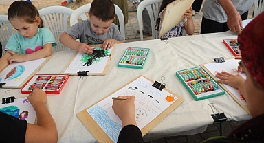 Çocuklara umut oluyor, yaraları birlikte sarıyoruz