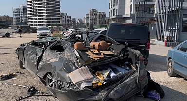 İnşaat alanında vinç devrildi, operatör mahsur kaldı