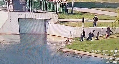 Nilüfer Çayına düşen 1,5 yaşındaki çocuğu böyle kurtardı