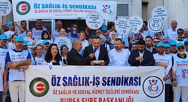 Öz Sağlık İş Sendikası, işverenin sunduğu teklifi protesto etti