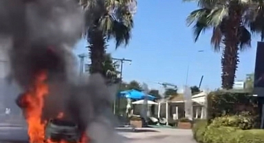 Seyir halindeki araç alev topuna döndü