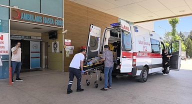 Suntaların altında kalan işçi yaralandı