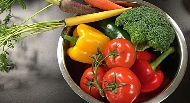 Bakanlık'tan Pestisit Alarmı: Sofralara Kadar Giren Tehlikeye Karşı 