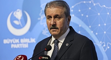 BBP lideri Mustafa Destici, miras konulu hutbe üzerinden yapılan eleştirilere yanıt verdi.