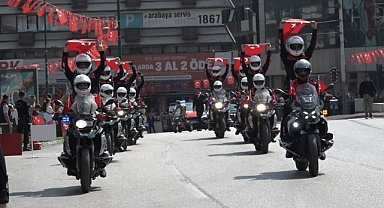 Bursa'da 30 Ağustos Zafer Bayramı, Coşkuyla Kutlandı