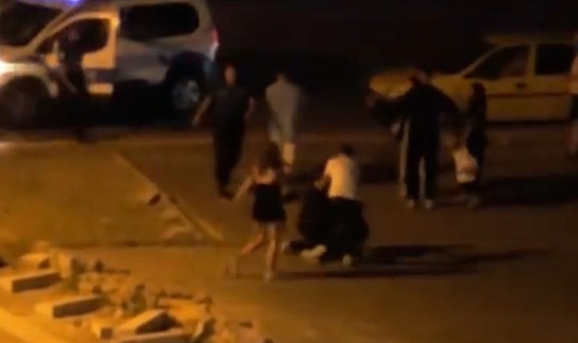 Bursa’da gençler arasında kavga: Cadde boks ringine döndü