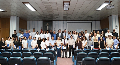 BUÜ’de başarılı akademisyenler ödüllendiriliyor