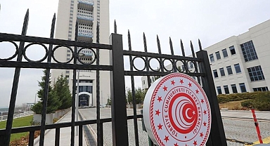 Çocuğunuza Giydirmeyin: Bakanlık Alya Eşofmanını Yasakladı