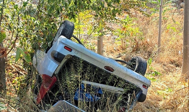 Mudanya’da otomobil uçurumdan yuvarlandı