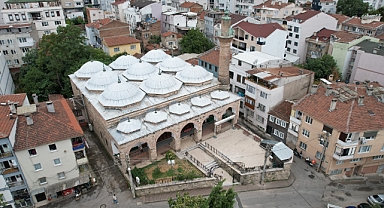  Padişahları cihada teşvik eden alimin mezarının hâli, görenleri üzüyor