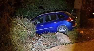 Bursa'da 2 otomobil kafa kafaya çarpıştı: 4 yaralı