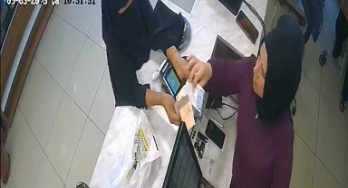 Bursa’da pastanede yırtık para yöntemiyle tırnakçılık kamerada