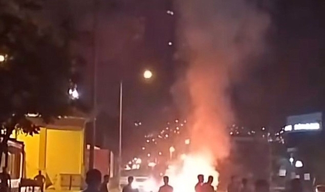 Bursa'da Seyir Halindeki Araç Alev Aldı