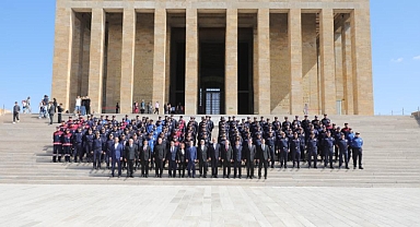 Bursa İtfaiyesi 311. Yıl Dönümünde Anıtkabir'de