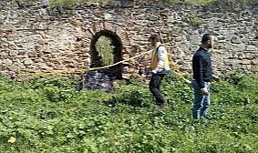 Bursa İznik'te Tarihi Surların Dibinde Erkek Cesedi Bulundu