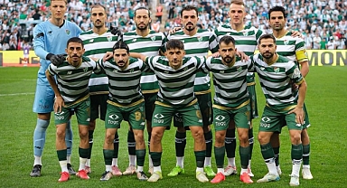 Bursaspor, Arnavutköy Belediyespor'u 3-1 Mağlup Ederek 4'te 4 Yaptı