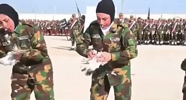 Irak Ordusunda Kadın Askerlerin Mezuniyet Töreni Gündeme Geldi