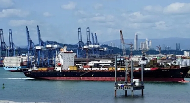 İtalya'da Liman İşçileri İsrail'e Silah Sevkiyatını Engelledi