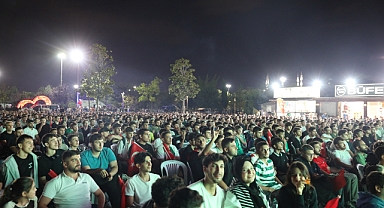 Milli heyecan ve Bursaspor maçı dev ekrana yansıdı