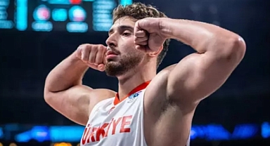 Türkiye - Sırbistan maçı ne zaman, saat kaçta, hangi kanalda? 12 Dev Adam liderlik için parkede