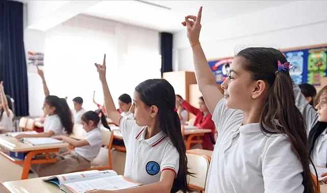 Yusuf Tekin: 12 Yıllık Eğitim Yüksek, Tartışılmalı