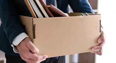 Avrupa'da İşten Çıkarmalar Artıyor: Otomotivden Bankacılığa Çalışanlar Riskte