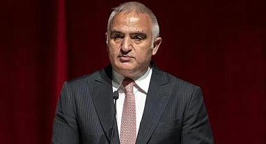 Bakan Ersoy: 2025'in İlk 9 Ayında Türkiye'yi 49 Milyon 993 Bin Kişi Ziyaret Etti