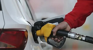Brent Petrol Fiyatları Düştü: Benzine 1 Lira İndirim Geliyor