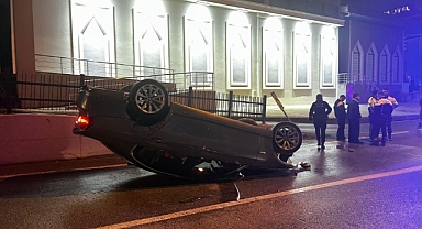 Bursa Gemlik'te Takla Atan Otomobil Kazasında 3 Kişi Yaralandı