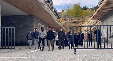 Bursa Uludağ'da Kestane Toplayan Gençler Ormanda Kayboldu