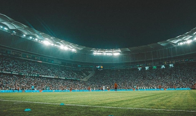 Bursaspor'a 1 Maç Seyircisiz Oynama Cezası