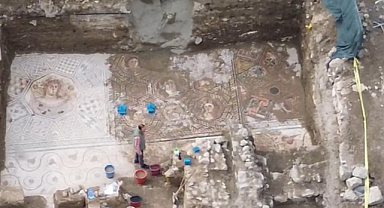 İznik'te Yüzyılın Keşfi: 400 Metrekarelik Dev Mozaik Ortaya Çıkarıldı