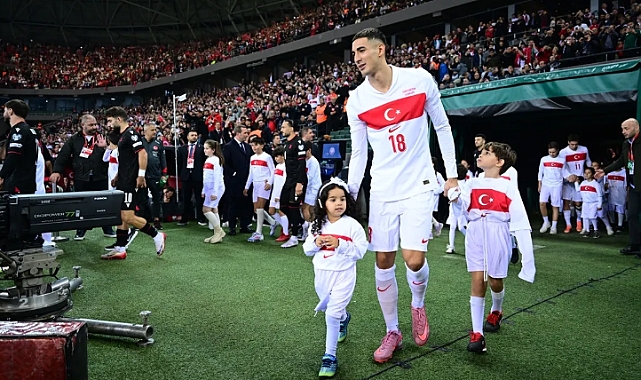 Milli futbolcular, Filistinli çocuklarla bir araya geldi